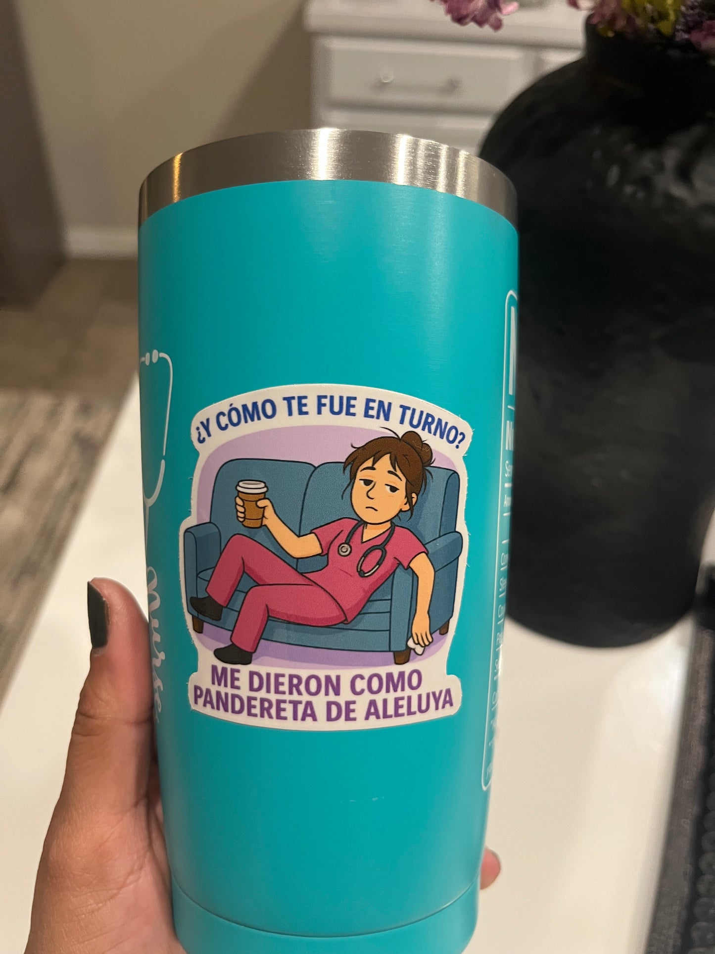🚨New Nurse sticker/Me dieron como Pandereta de Aleluya (limited quantities)